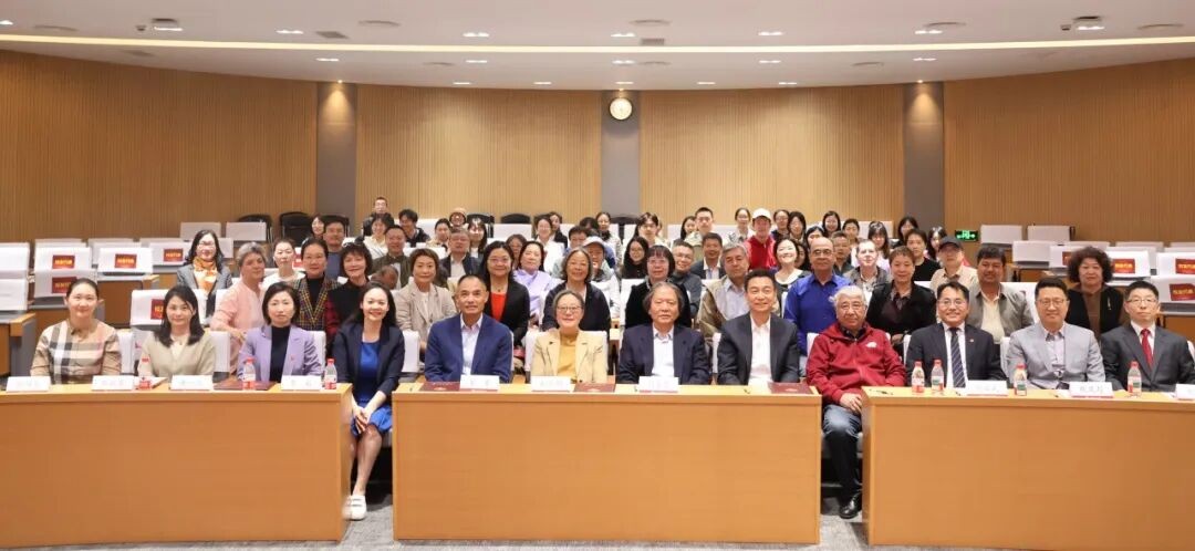 SFL Holds Donation Ceremony for Liu Zuwei Scholarship Fund & Alumni Homecoming
